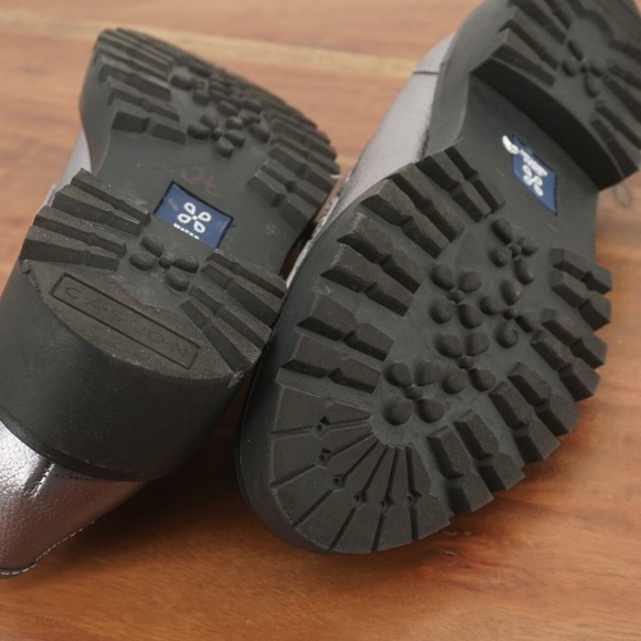 Caslon Womens Millany Loafers Lug Sole Chunky Silver Leather Slip On 6.5 M - Picture 9 of 9